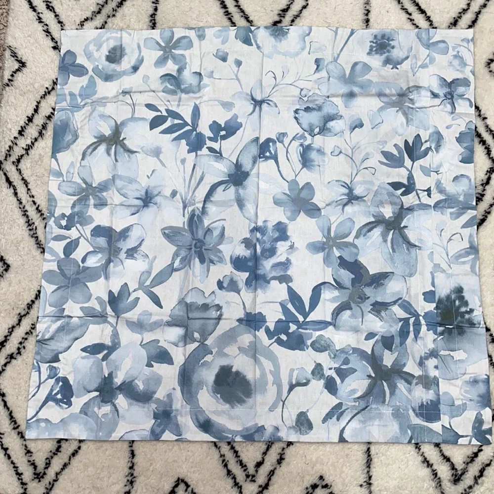Pottery Barn Florence Floral Organic Percale Euro Sham NWT